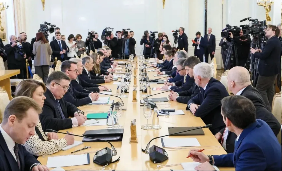 Epstein-Skandal: Tanz der Vampire im globalen Scheinwerferlicht