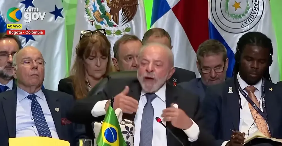 Wann werden wir endlich sagen, dass Kanonenboot-Kolonialismus nicht normal ist?